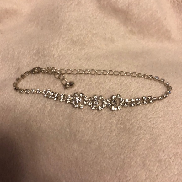 Windsor Jewelry - Windsor rhinestoned/sparkly bracelet✨ Windsor Jewelry - Windsor rhinestoned/sparkly bracelet✨
